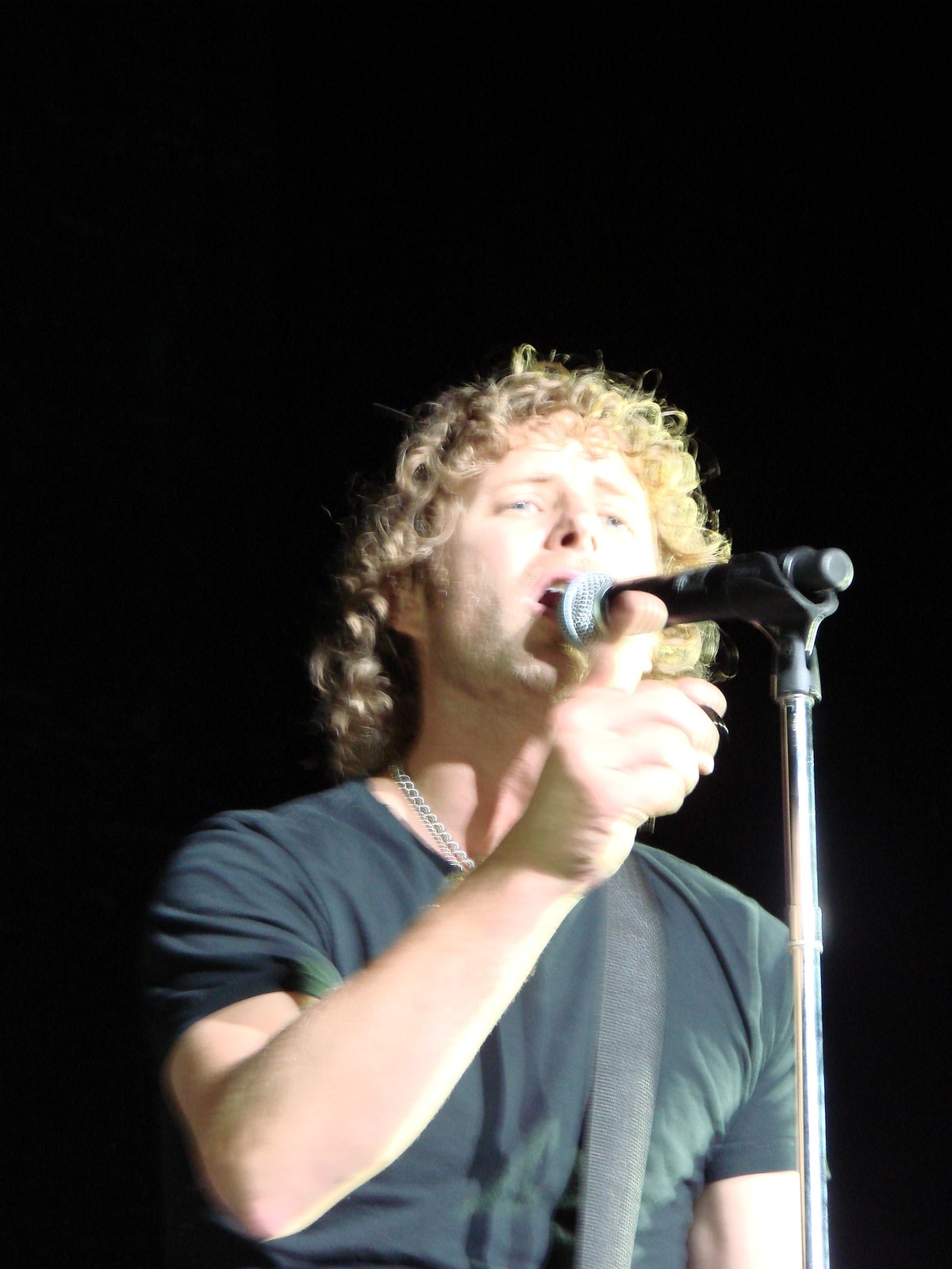 Music Notes - Dierks Bentley, photograph 0004