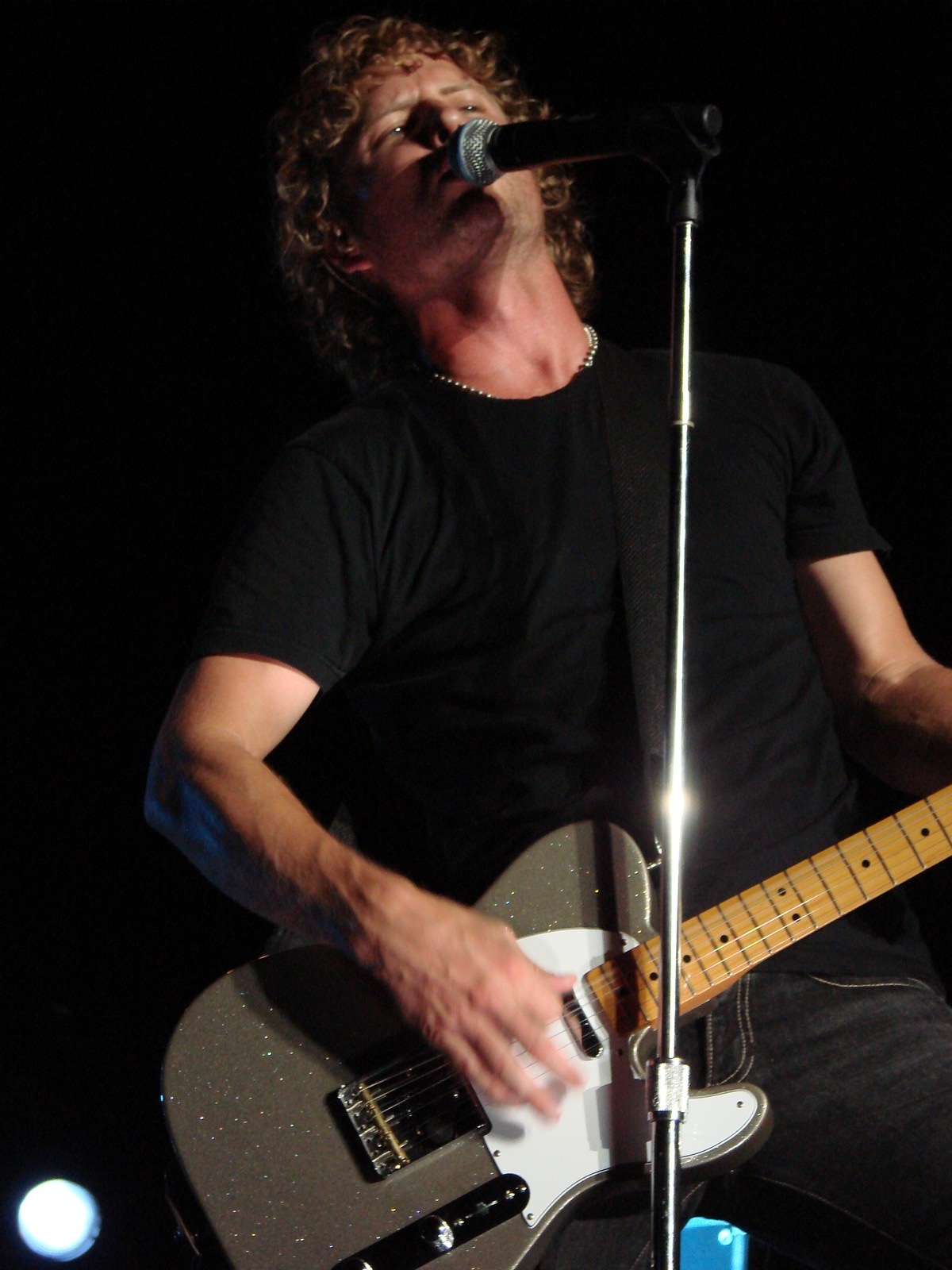 Music Notes - Dierks Bentley, photograph 0028