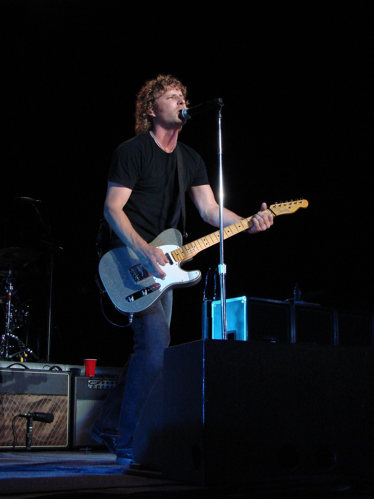 Music Notes - Dierks Bentley, photograph 0038