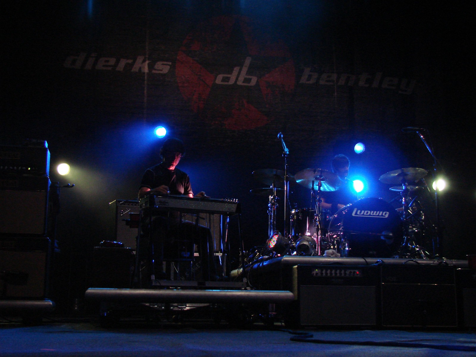 Music Notes - Dierks Bentley, photograph 0064