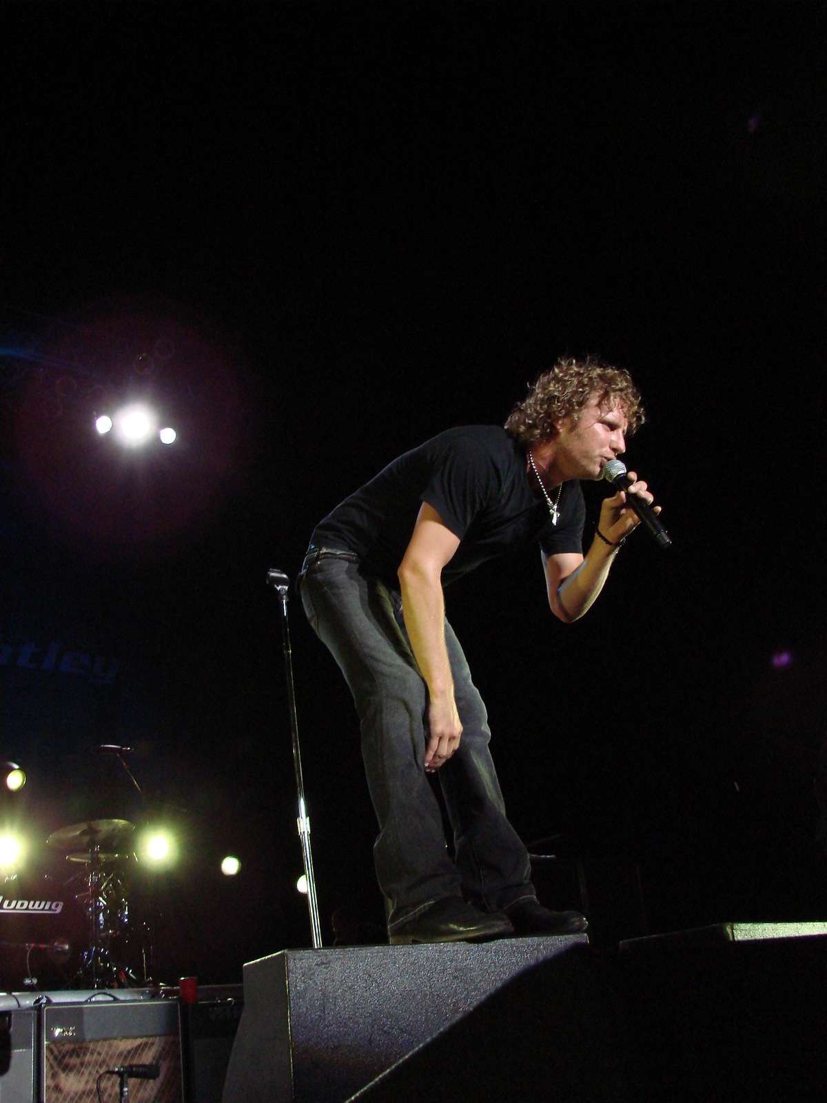 Music Notes - Dierks Bentley, photograph 0091