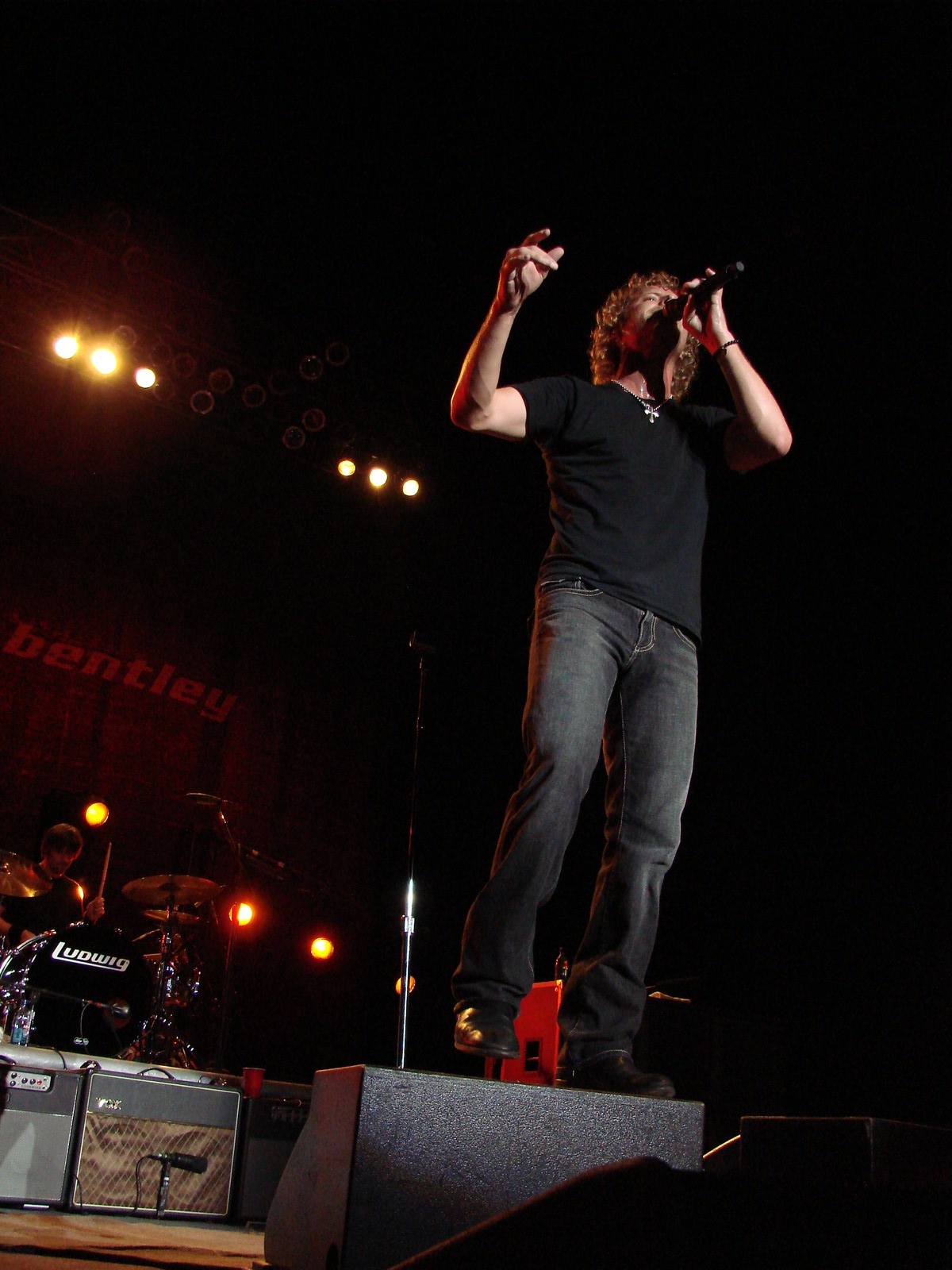Music Notes - Dierks Bentley, photograph 0100